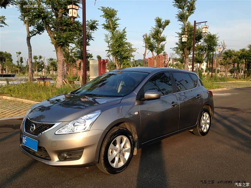 空间大，驾乘舒适。