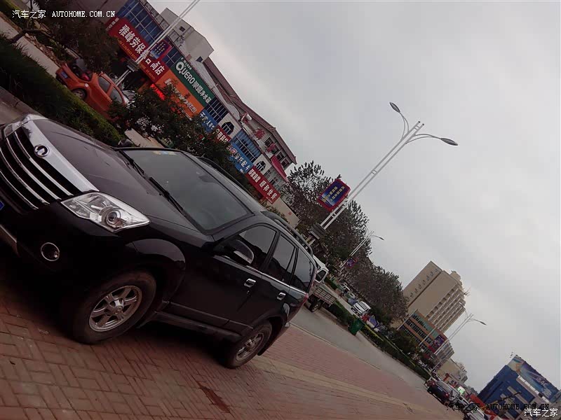 底盘高，车结实，油耗适中