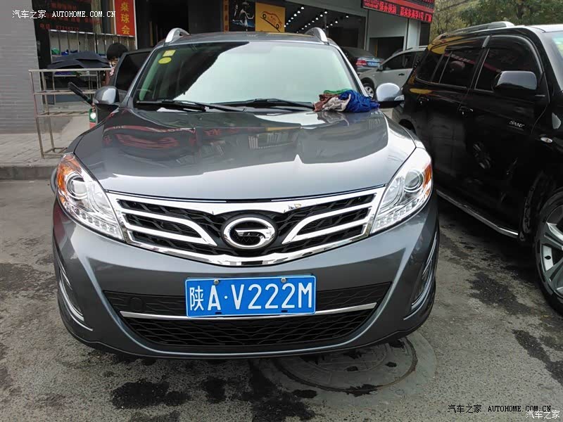 底盘优秀，动力羸弱，内饰考究，用料扎实