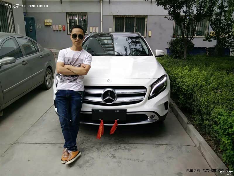 大气高雅的颜值配合做工一流的内饰，一旦驾驭就被完美操控所折服