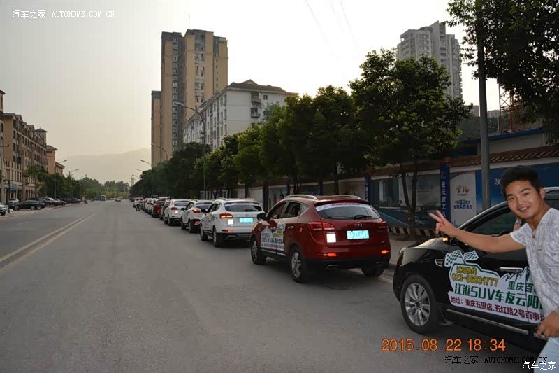 小三没什么大问题，升降窗有点卡卡的，性价比特别高