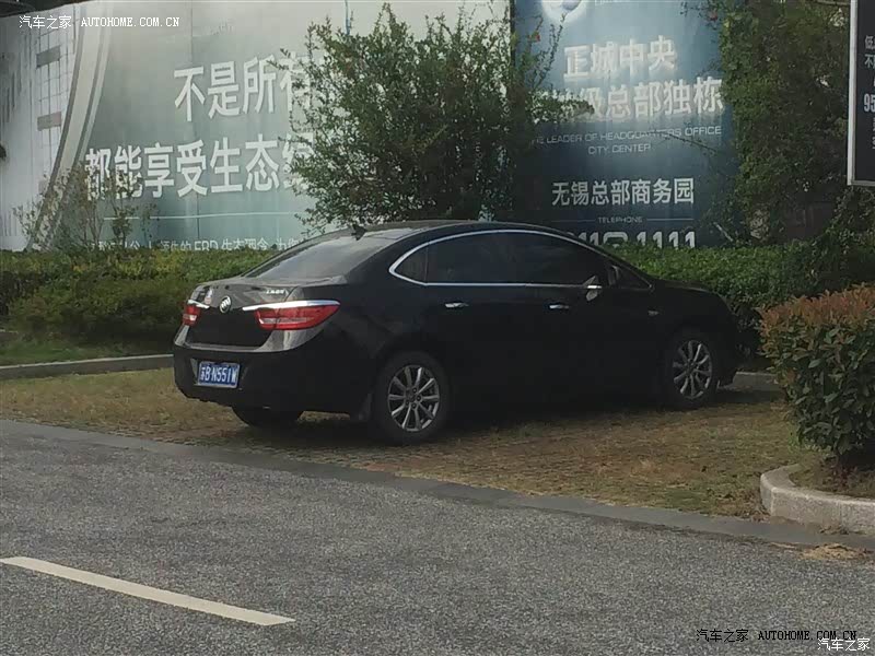 稳重厚实、内饰亮眼、动力弱爆、油耗略高！