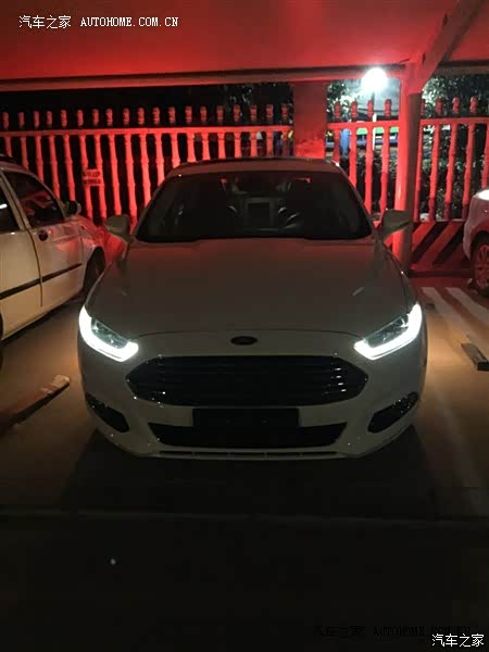 各方面都不错，驾驶质感强，隔音也不错，油耗稍大，外观大气，