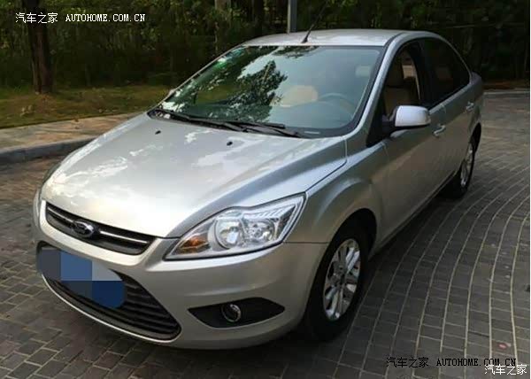 外形时尚，动力很充沛，操控感强，油耗略高