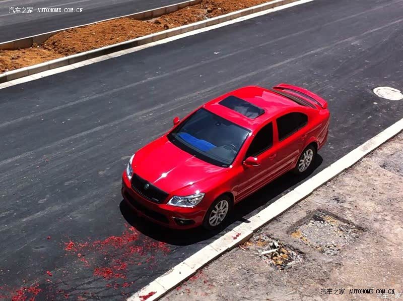 低调，扮猪吃老虎。