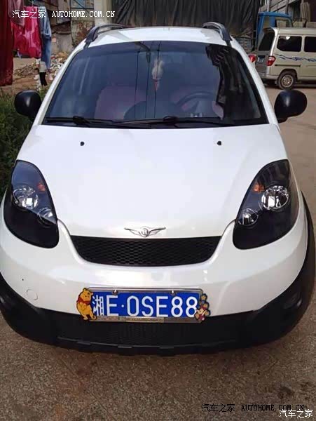 外观小巧，停车方便，油耗令人满意。城市中上下班代步不错。